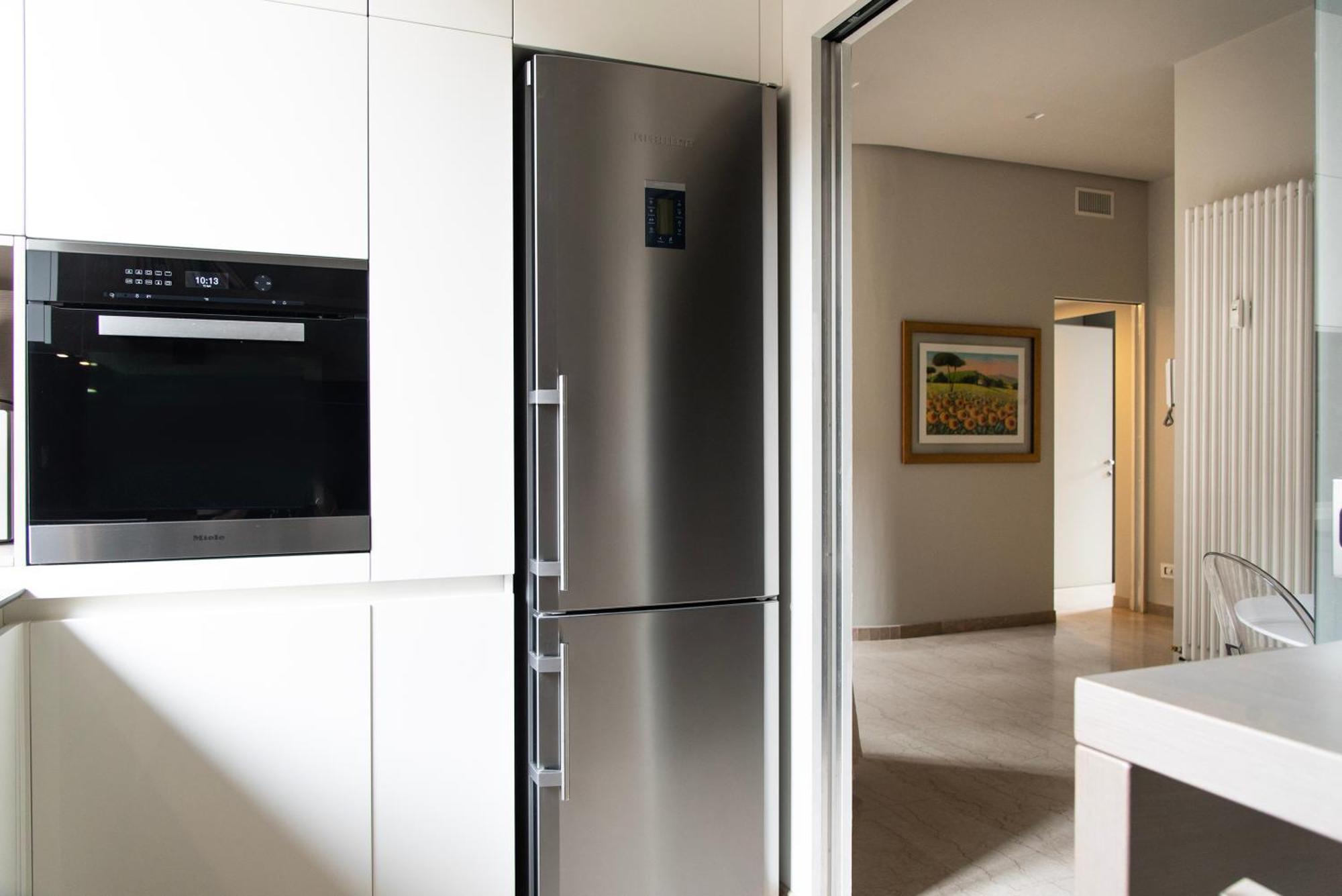 Youhosty - Chinatown Bright And Luxury Apartment Milaan Buitenkant foto